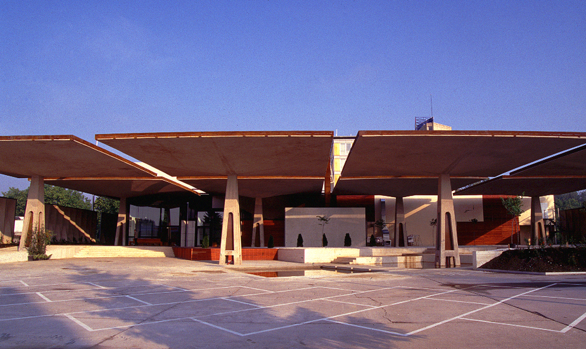  Rehabilitación de la fábrica KAS para uso de tanatorio