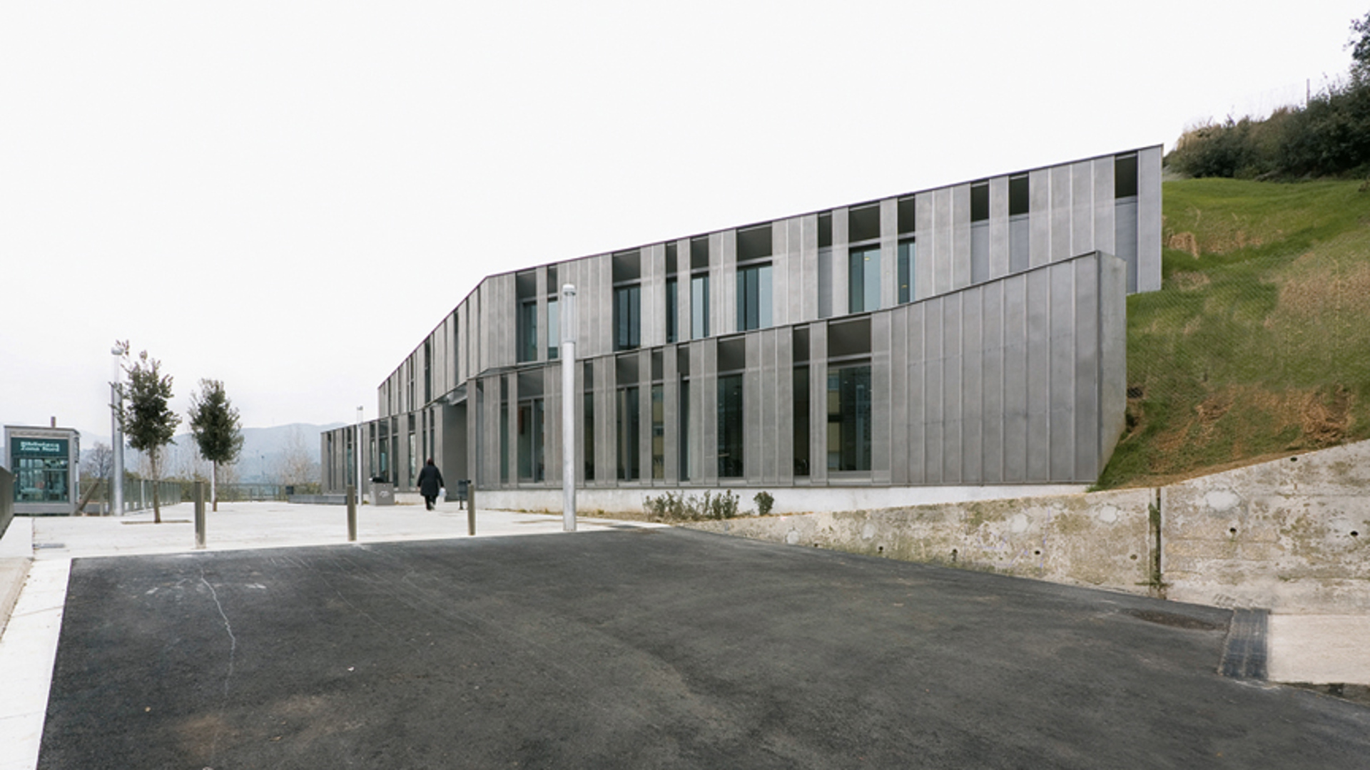  Biblioteca de la Zona Nord