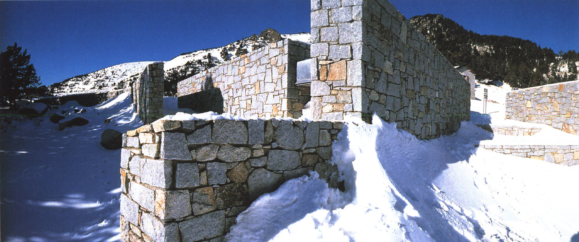  Área de descanso en Malniu