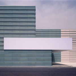 Edificio de rotativa y centro de distribución del Heraldo de Aragón