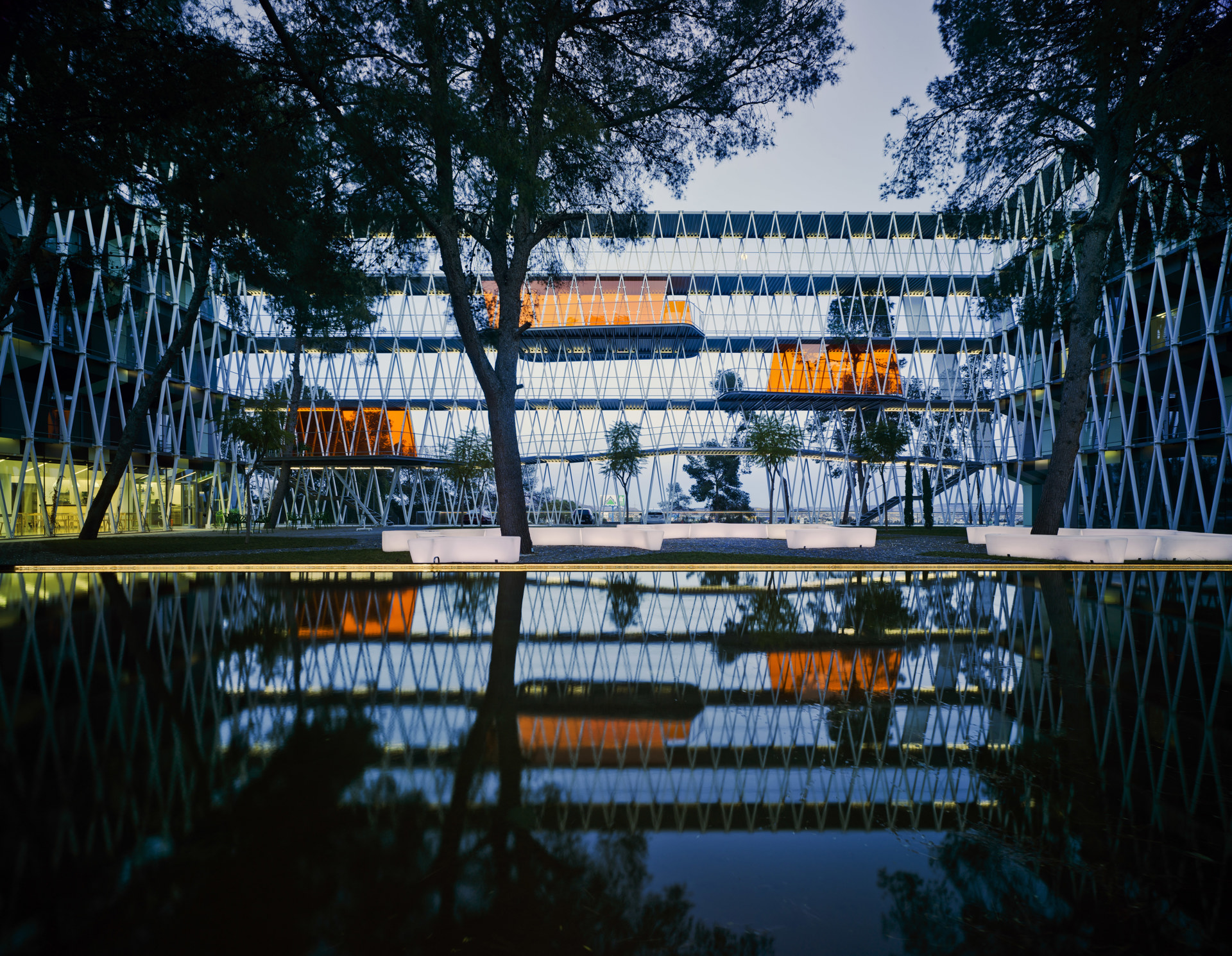  Sede de la Fundación Parque Científico de Murcia. Adecuación y Reforma de los edificios T y D en el enclave de Espinardo