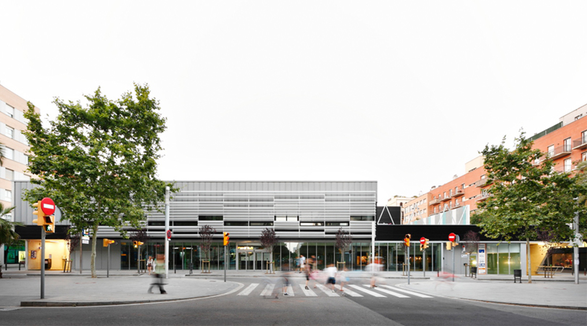  Edificio Público Multifuncional en Sant Martí