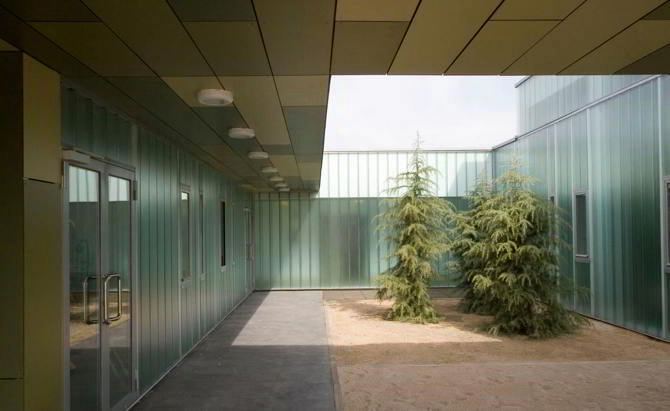 EEI El Caracol (hoy El Roble Valdemoro), Valdemoro, Madrid. M.ª Auxiliadora Gálvez Pérez e Izabela Wieczorek