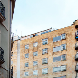 Edificio de viviendas en la calle Prior