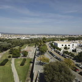 Edificio residencial frente a la Mezquita de Córdoba