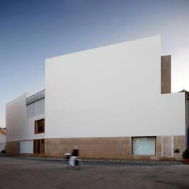 Teatro y Escuela de Música Municipal Casas Ibáñez