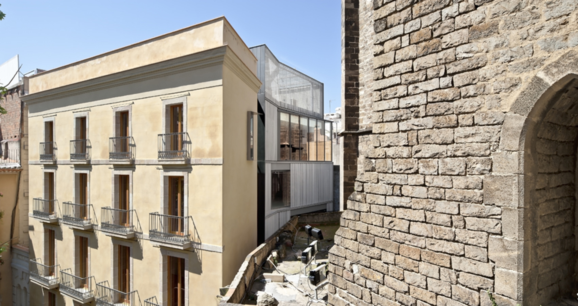  Ludoteca y Centro de Recursos Educativos en la Placeta del Pi de Barcelona