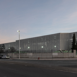 Cubrimiento y reforma de pistas de pádel en la Universidad de Jaén