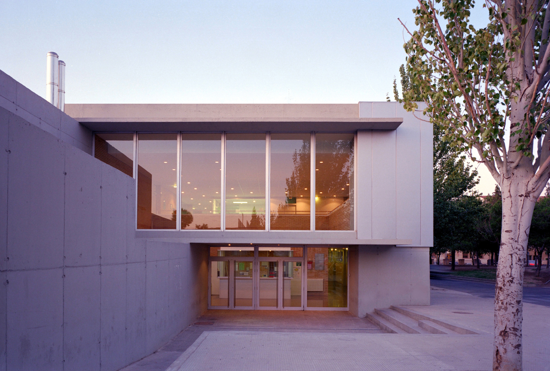  Pabellón Polideportivo Universitario de Zaragoza