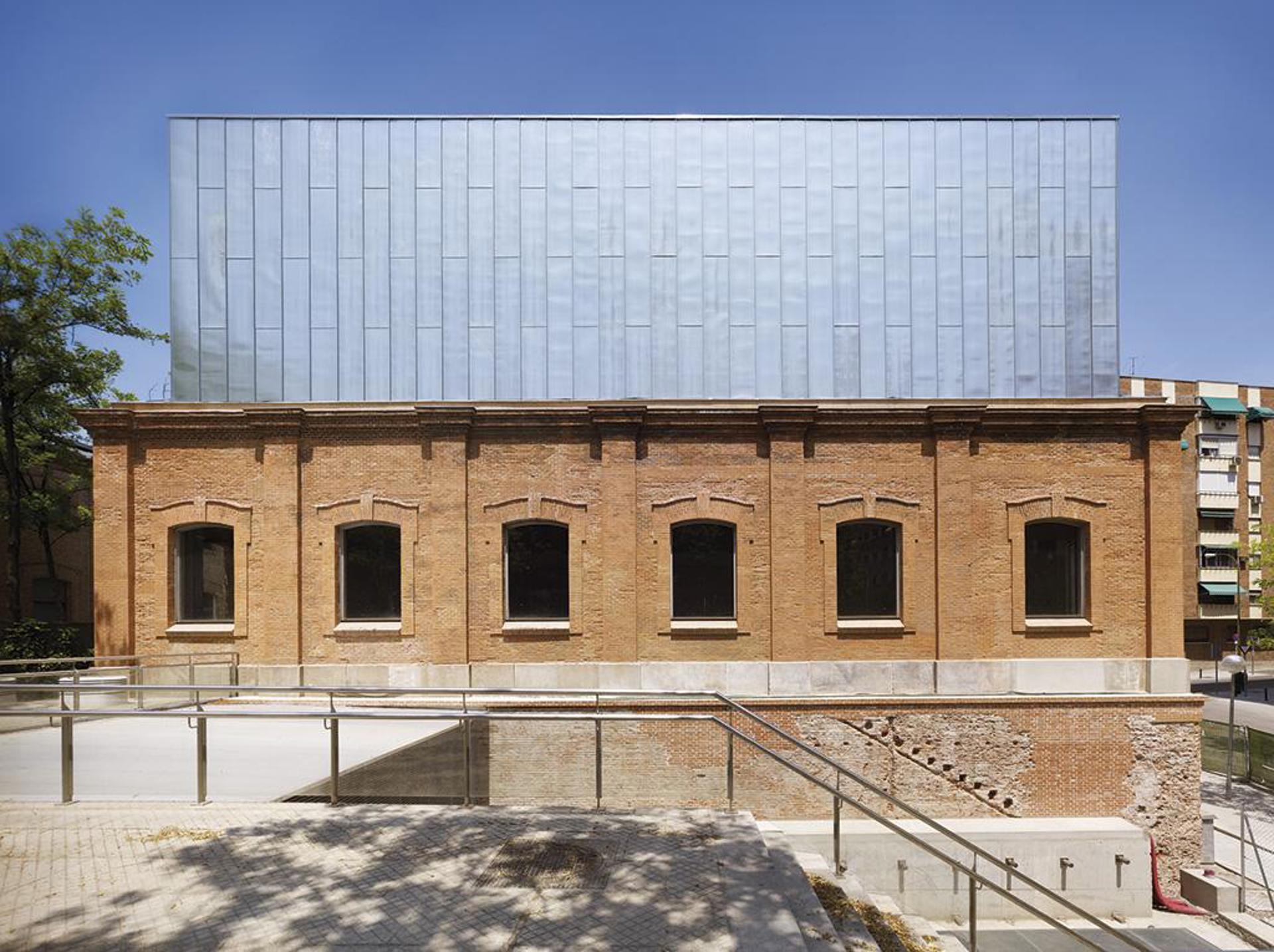  Centro Cultural Daoiz y Velarde