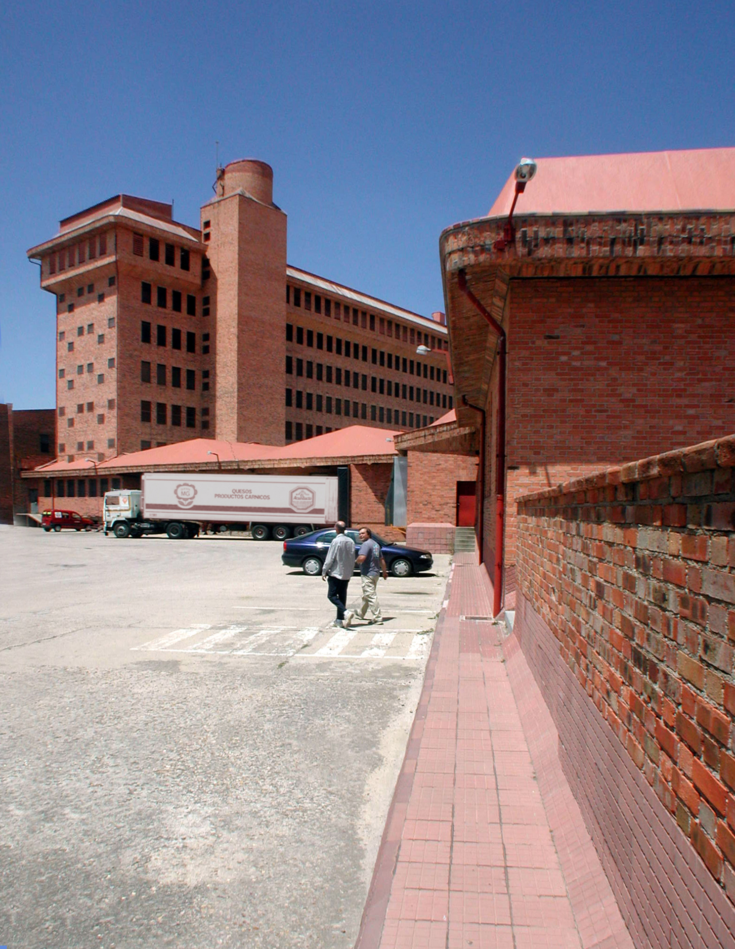  Fábrica de embutidos Postigo