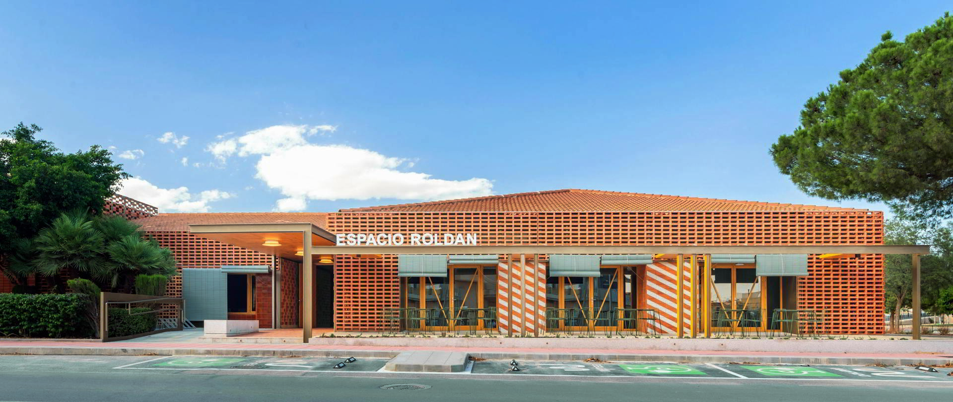  Centro Cívico de Roldán