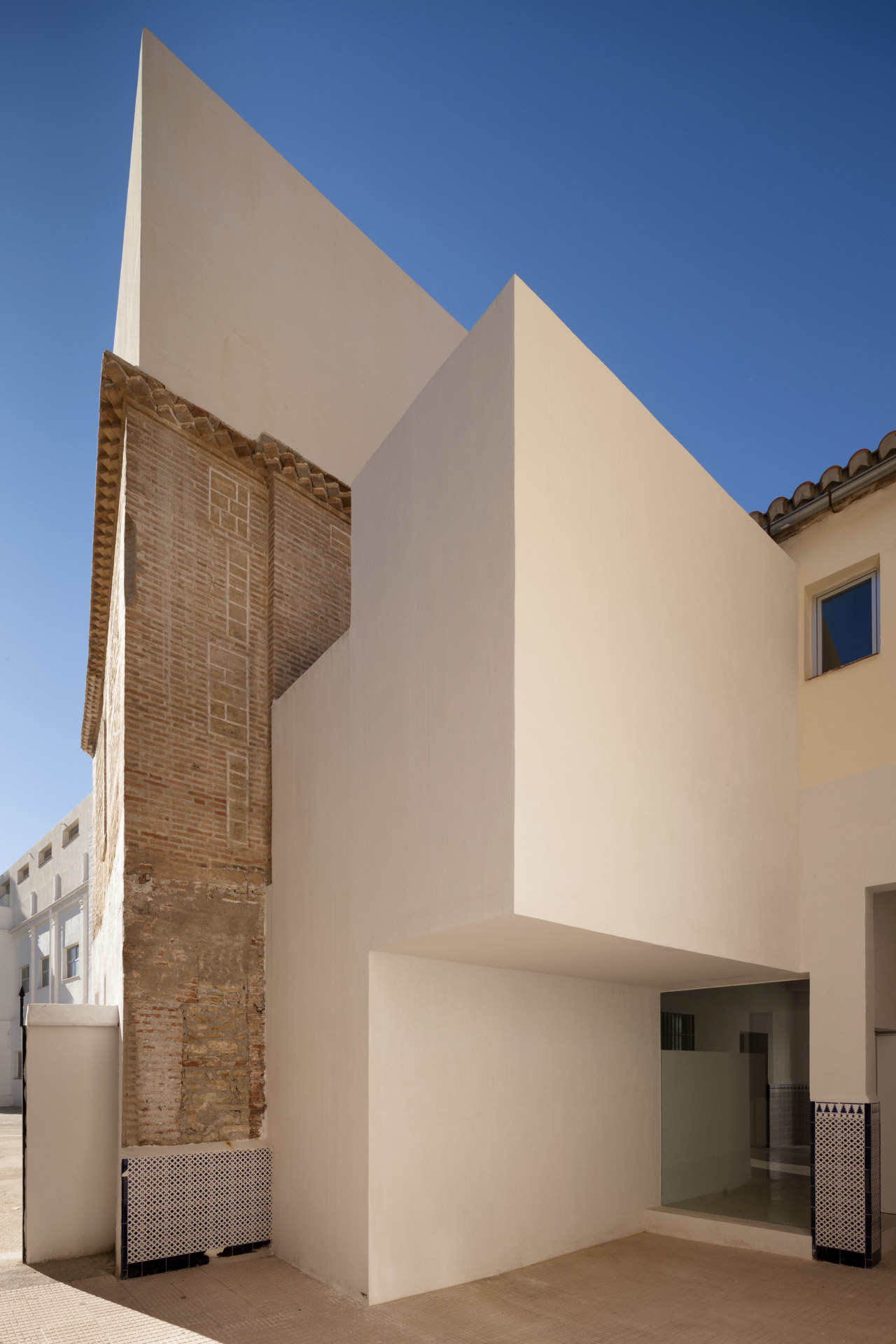  Colegio Santa María del Llano en Ogíjares