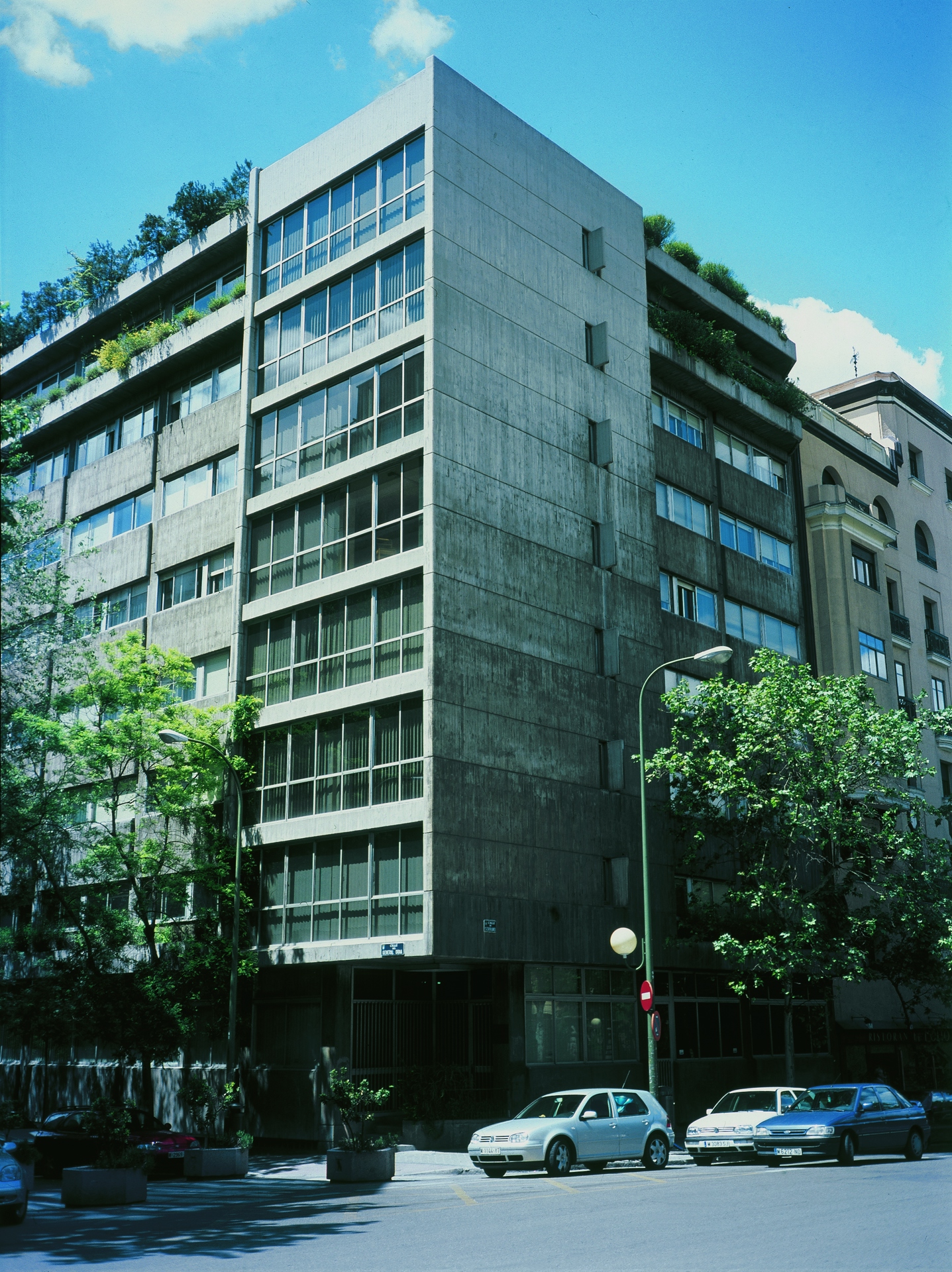  Residencia de las Reverendas Madres Dominicas de la Anunciata