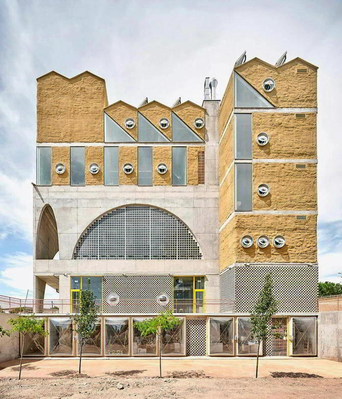 Reggio School, Office for Political Innovation