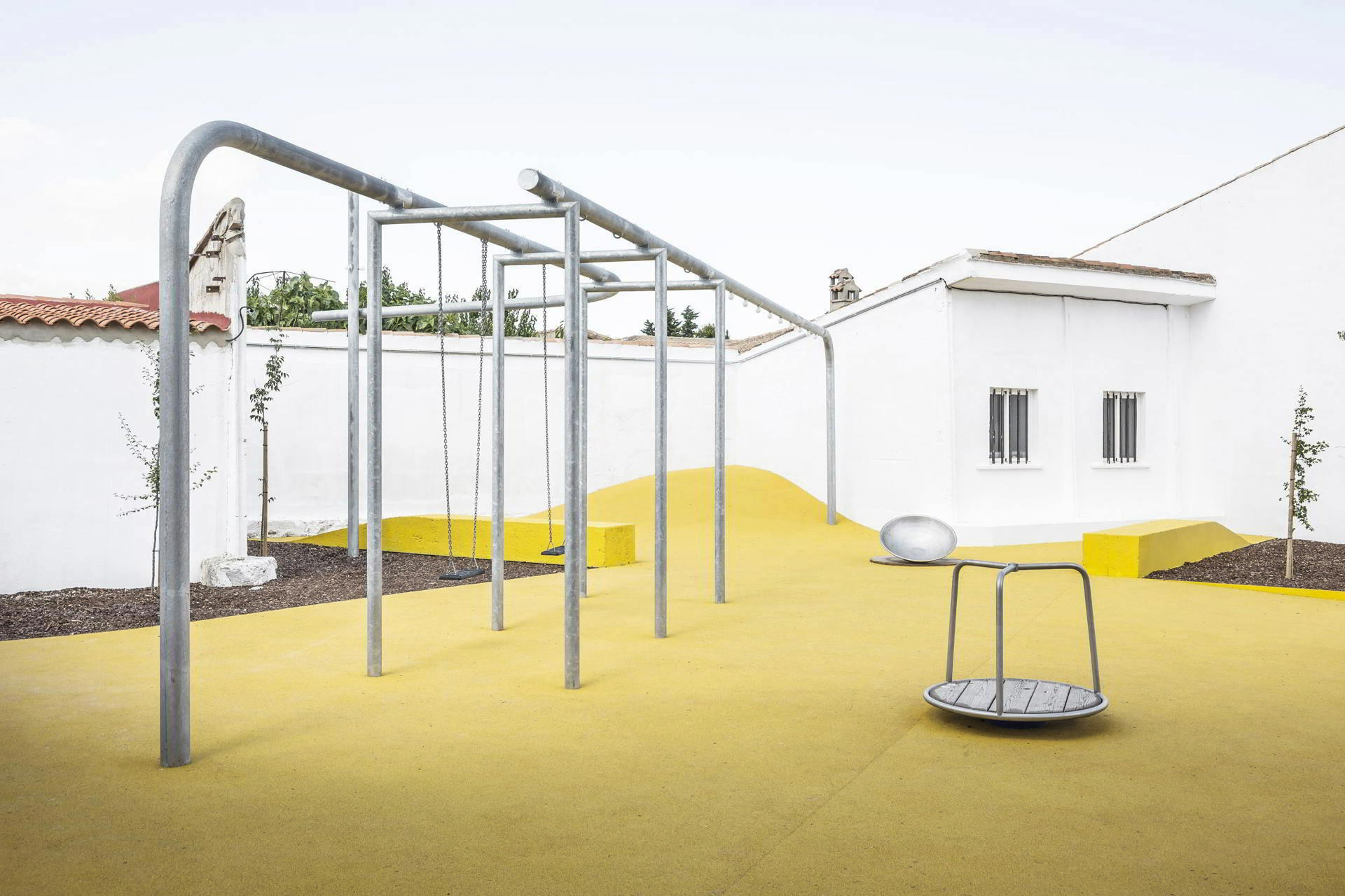 Parque infantil en Balsa de Ves, estudio rellam