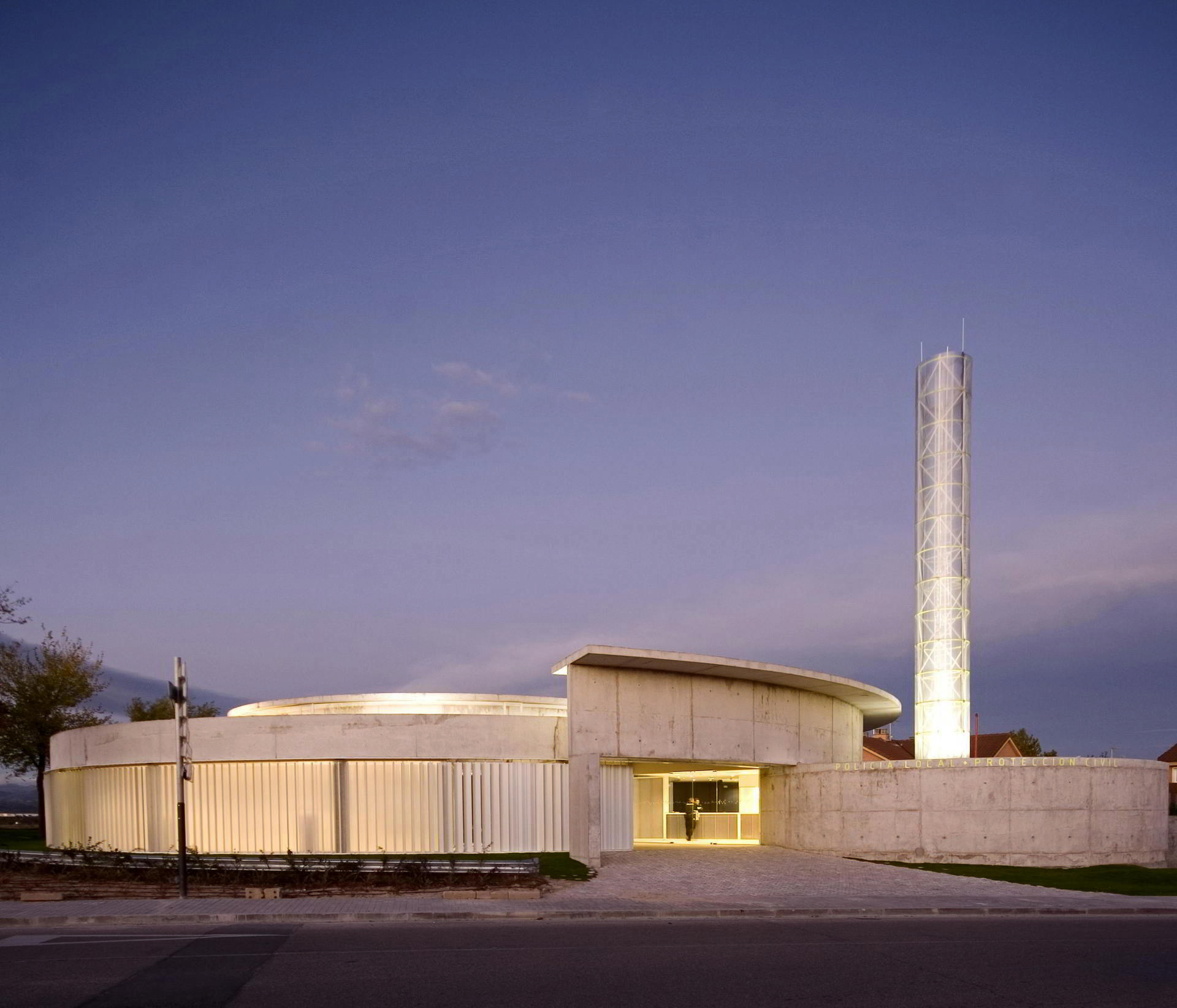  Comisaría de Policía Local y Protección Civil