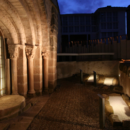 Intervención en la excavación arqueológica y entornos de la Iglesia de Santa María la Real