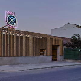 CANANA L.A. Brew Pub