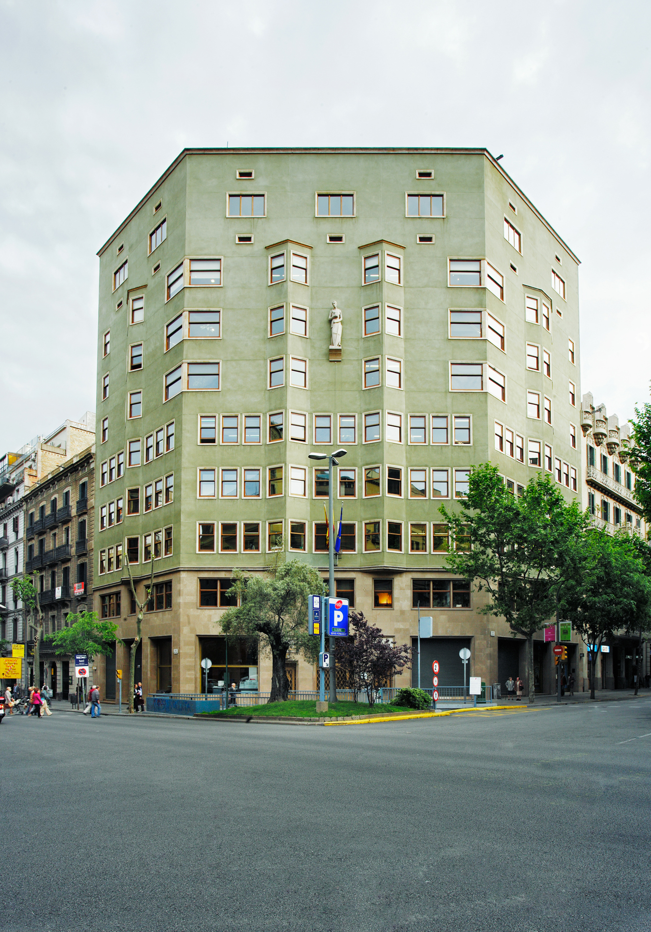  Casal Sant Jordi (Dependencias del Departament de Justícia de la Generalitat de Catalunya)