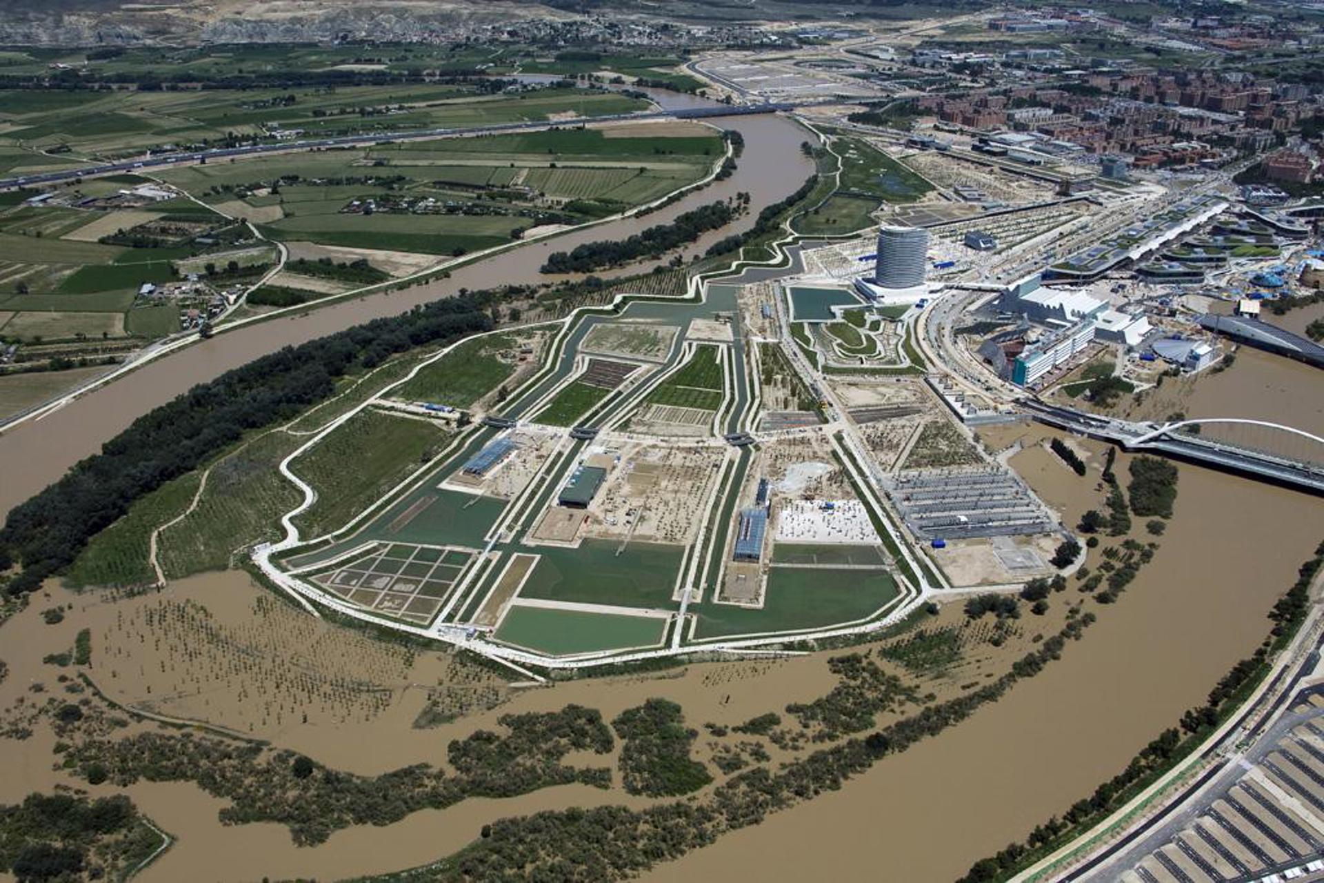 Parque metropolitano del Agua en Zaragoza