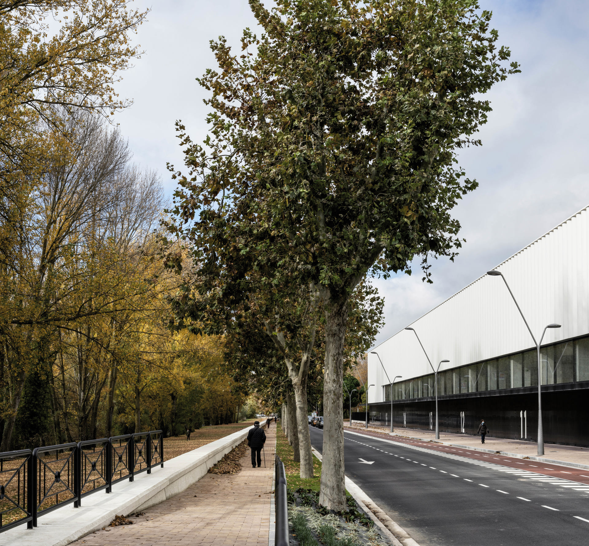  Estadio de fútbol "El Plantío"