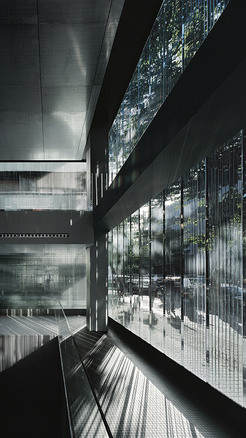 Roca Barcelona Gallery - La Casa de la Arquitectura