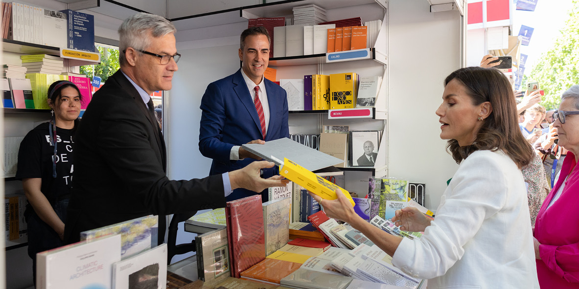 La Casa de la Arquitectura inaugura caseta en la Feria del Libro de Madrid