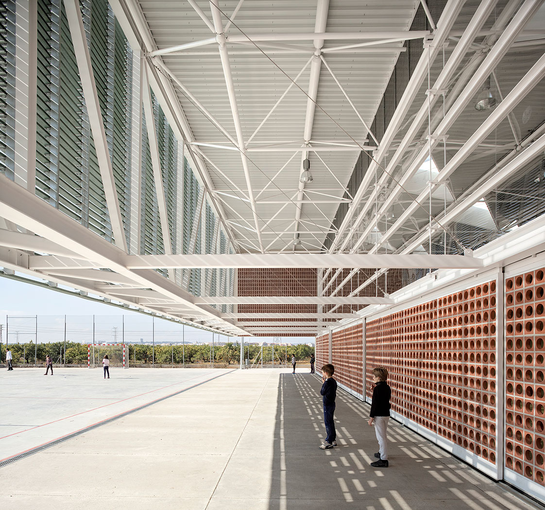 Pabellón multiusos Escola Gavina, gradolí & sanz