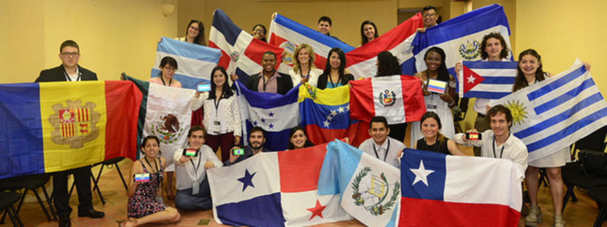 Reunión de SM el Rey con jóvenes emprendedores iberoamericanos
