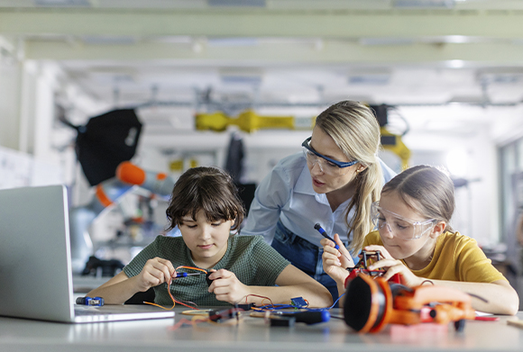 Práctica y gestión del proceso de aprendizaje y enseñanza