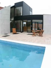 Puerta De Santillana