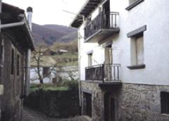 Marco Barace, Blanca