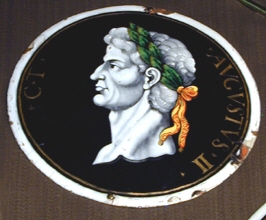Placa del emperador Augusto