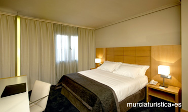 HOTEL SILKEN 7 CORONAS