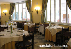 HOTEL PARADOR DE PUERTO LUMBRERAS