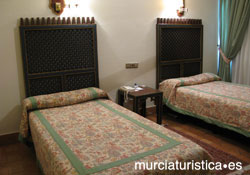 HOTEL PARADOR DE PUERTO LUMBRERAS