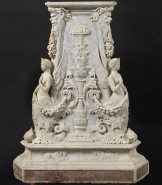 Pedestal de "Isabel II, velada"