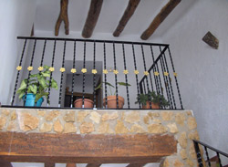 CASAS AZUZAM. CASA LA ESCUELA