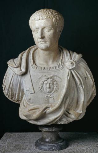 El emperador Tiberio