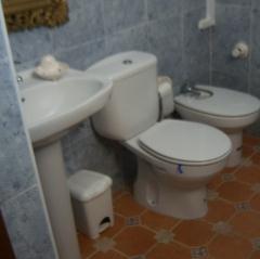 CASAS TRES HERMANAS. PLANTA BAJA