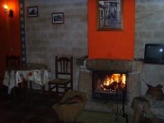 Apartamentos Turísticos Cabañas Cueva Montesinos