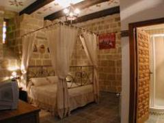 CASA TORRE FUERTE (S.XIII)