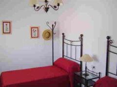 Apartamentos Turísticos El Castillo