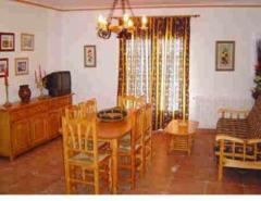 Apartamentos Turísticos El Castillo