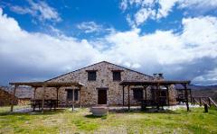 CASA PAJARES DE PEDROSO I