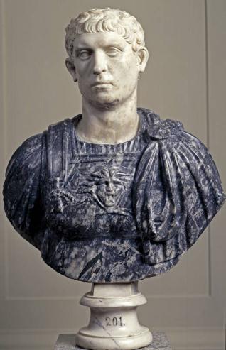 Retrato masculino de la época de Domiciano