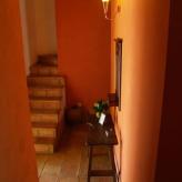 Los Gallos - Casa Roja