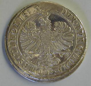 Doble thaler. Leopoldo I de Habsburgo y Claudia de Medicis, archiduques de Austria