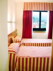 Aparthotel Colón Tuy